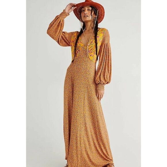 Free People Dresses & Skirts - NWT FREE PEOPLE LOVE STORY MAXI DRESS MIXED FLORAL PRINT LONG SLEEVE GOLD